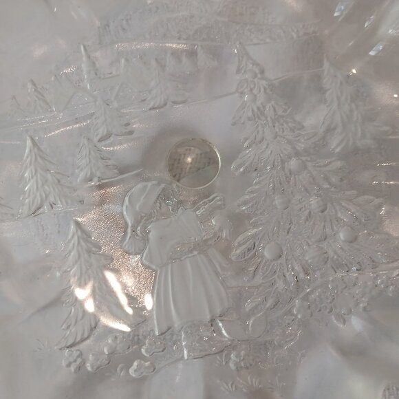 MIKASA Christmas Story Plate Footed Bon Bon 9 3/4" made in Germany - Picture 5 of 5